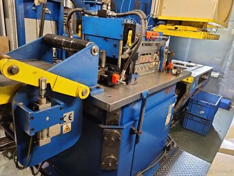 prasa mimosrod. LE 400 C - komplet. linia r. 2008 - 6