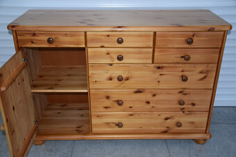 komoda z drewna sosnowego - jak nowa - 6