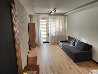 Mieszkanie o powierzchni 37m2, balkon, II piętro, ul. Nowy Ś - 6