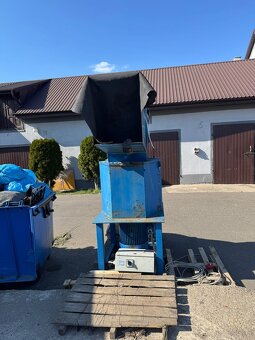 Sprzedam kruszarkę - młynek do plastiku - 6