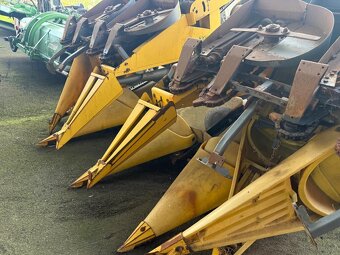 Przystawka do kukurydzy Fantini 8x75 do kombajnu Claas rok p - 6