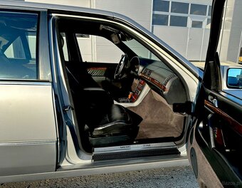 Na sprzedaż legendarny Mercedes-Benz SE 500 "Mamut" W140 - 6