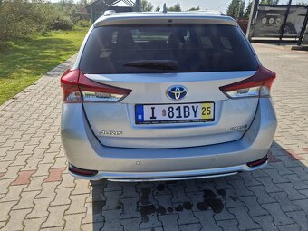 TOYOTA AURIS II 1.8HYBRID 2018R - 6