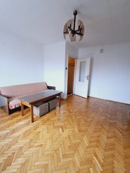 Mieszkanie o powierzchni 60m2, II piętro, do remontu, ul. Lu - 6