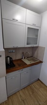 Kawalerka do wynajęcia Kraków - 6