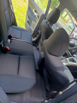 Auris 2012r 1,3 benzyna - 6