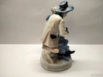 Figura porcelana szkliwiona -stan idealny Dziadkowie niebies - 6