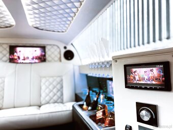 Lincoln Town Car Excalibur – Luksusowa Stretch Limuzyna - 6