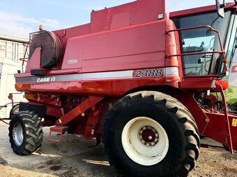 Kombajn zbozowy Case 2388 X-Clusive rok 2006 heder 7,3m stó - 6