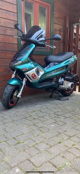 Gilera Runner VXR 200 - 6