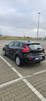 V40 - 6