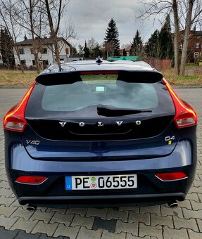 Volvo V40 2.0 Diesel 190 KM 2014rok - 6