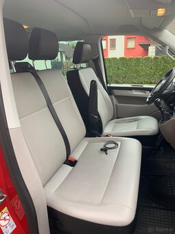 VW Caravelle 2.0 diesel, 9-osobowy Transporter4x4 - 6