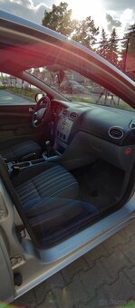 Ford Focus Mk2 - 6