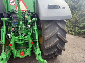 Ciągnik rolniczy John Deere 8R 340 skrzynia E23 rok pro 2021 - 6