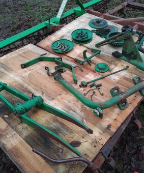 Części John Deere - 6