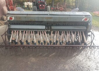 Siewnik zbożowy Poznaniak na plastikowych lejkach - 6