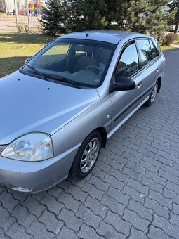 Kia rio - 6