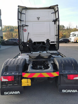 Sprzedam ciągnik siodłowy SCANIA R450 EURO 6 E z hydrauliką - 6