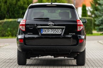 Toyota RAV4 - 6