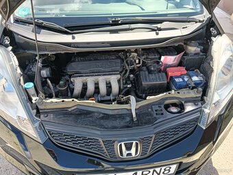 Sprzedam Hondę Jazz z 2015 r - 6