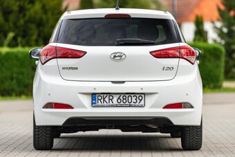 HYUNDAI i20 - 6