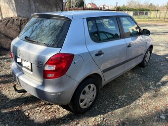 Škoda Fabia 1.2i 51kw, r.2010, klimatyzacja, uszkodzony siln - 6