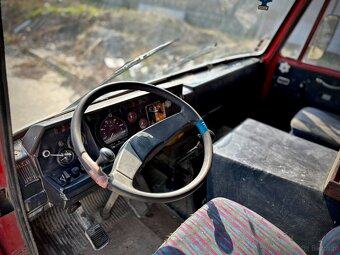 Sprzedam wywrotkę Tatra 815 6x6.2 S3 - 6