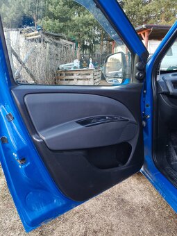 Sprzedam auto dostawcze fiat Doblo - 6