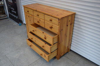 komoda z drewna sosnowego - jak nowa - 6