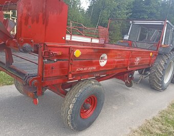 Rozrzutnik obornika JF AV 30 - 6