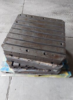 Kątowniki żeliwne, płyty mocujące, kostki - 6