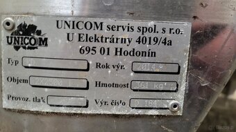 Zbiorniki UNICOM stojące dzielone na 2 x 2500 L - 6