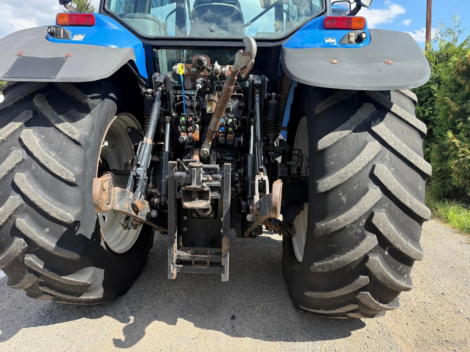 Ciągnik rolniczy New Holland TM 190 rok 2006 cena 78000 zł n - 7