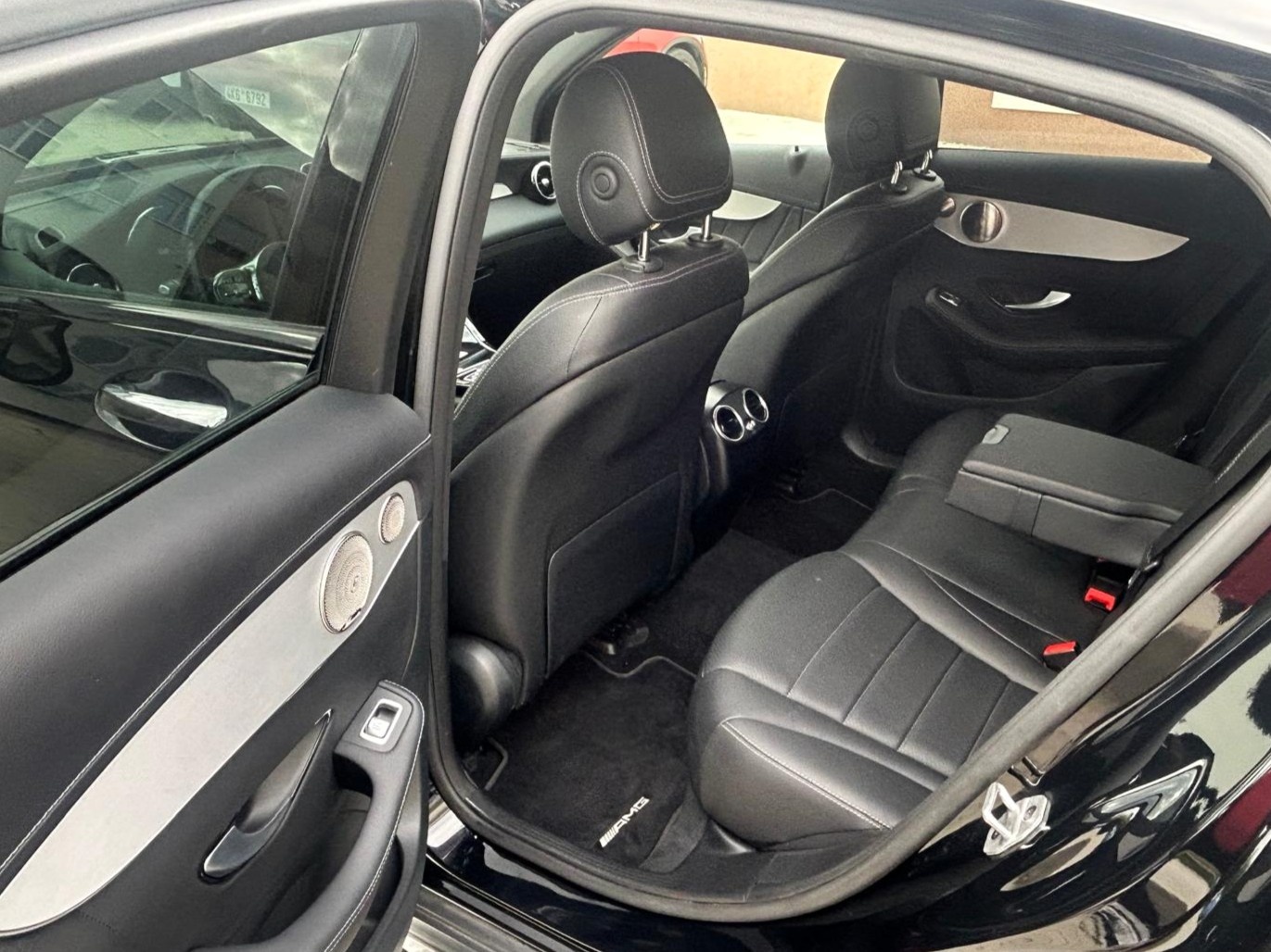 Mercedes-Benz GLC 300 d - 7