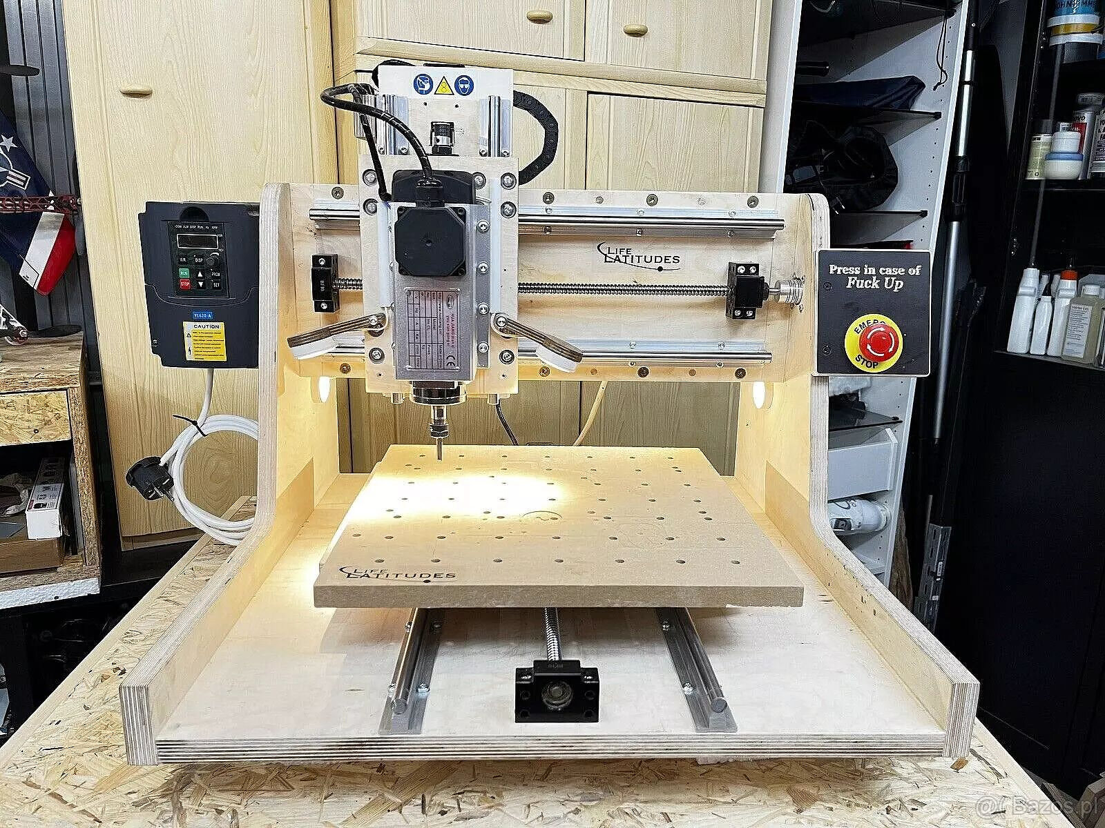 Frezarka CNC Oryginalna od LifeLatitudes (YouTube) 3 osie z - 7