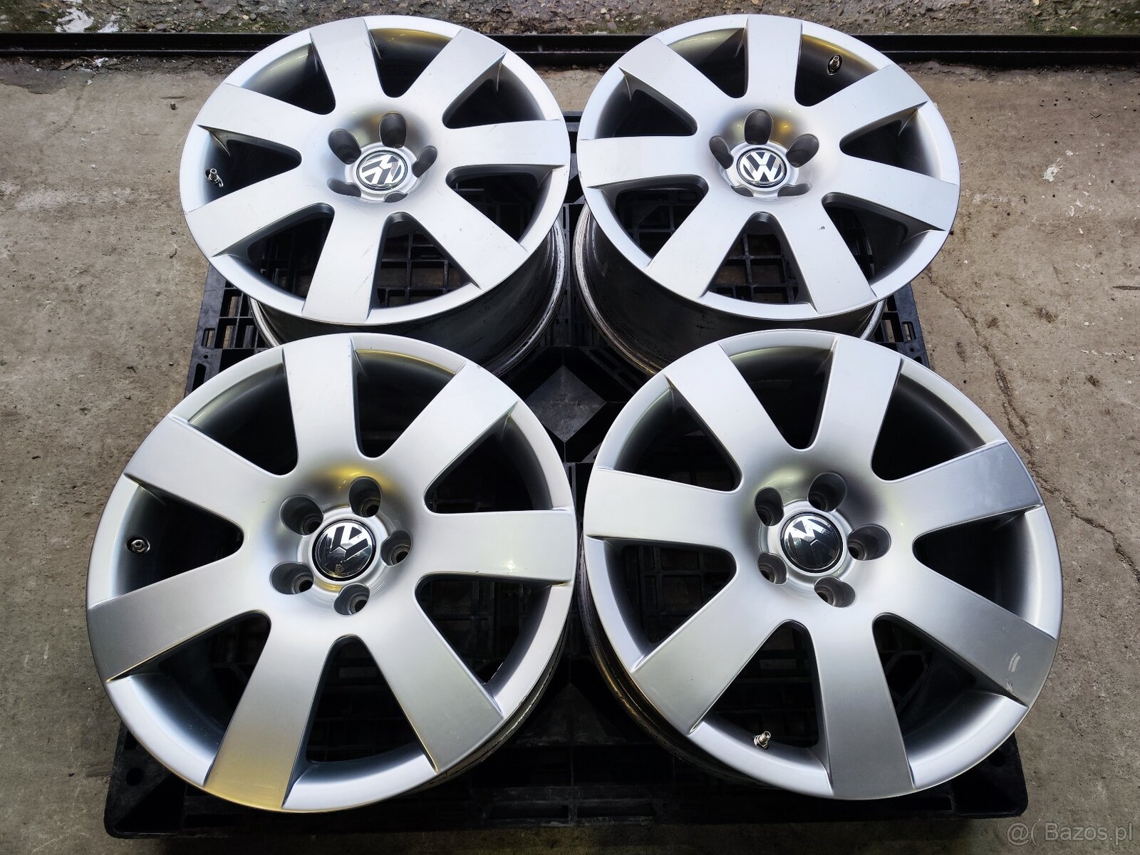 Felgi aluminiowe =5x112 = R18 = original VOLKSWAGEN - 7