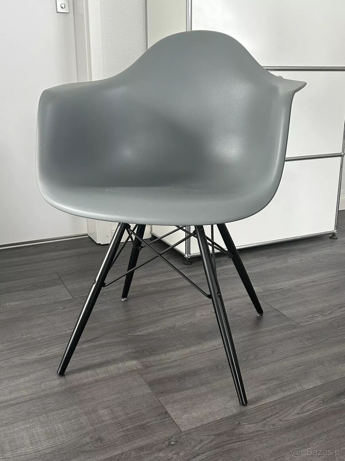 4 Fotel Vitra Eames szaro-czarny - 7