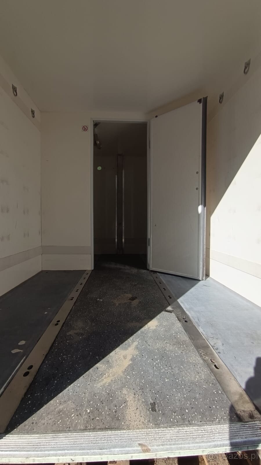 Kontener chłodniczy / Kontener Magazynowy / Magazyn / K176 - 7