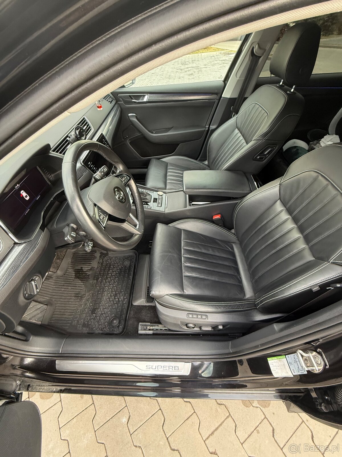 Skoda superb 2,0 (150 km) rok 2020 - 7