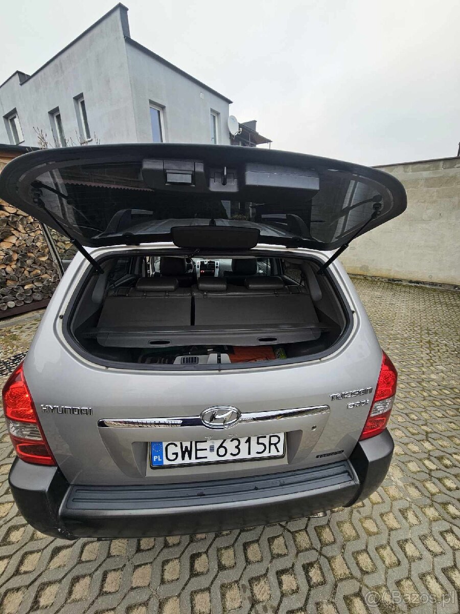 Hyundai Tucson 2.0 crdi 2006 rok - 7