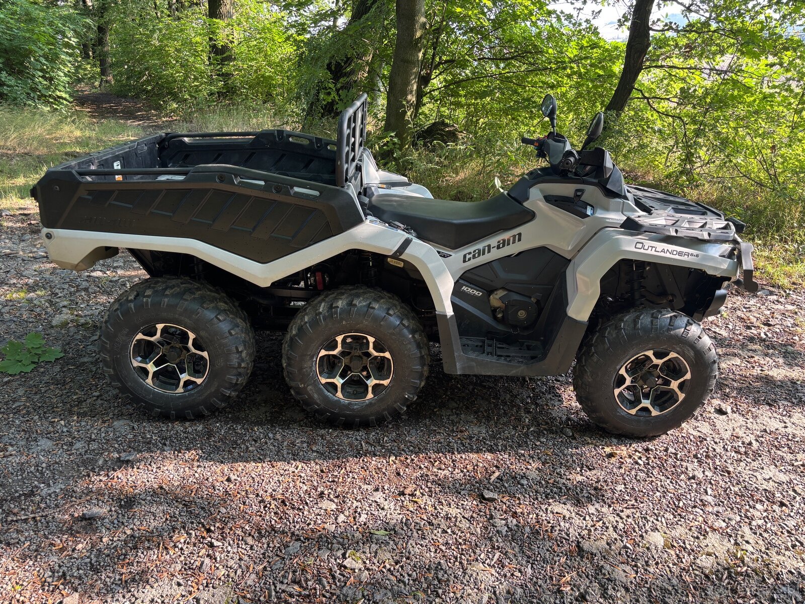 Can-Am Outlander 1000 xt 6x6 - 7