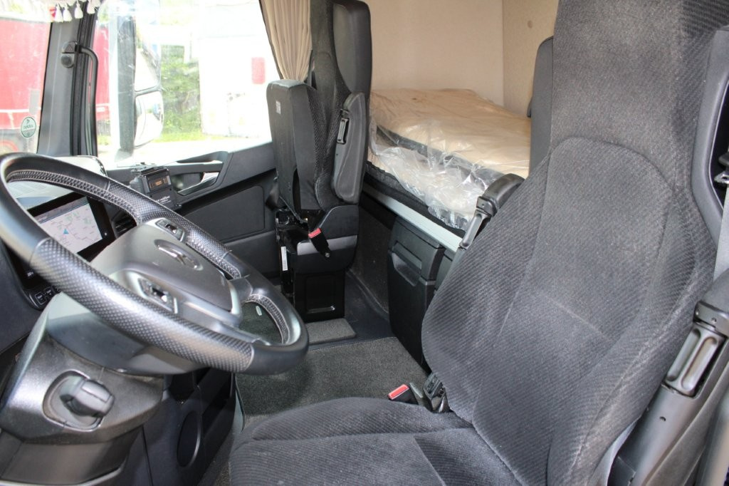 Mercedes-Benz Actros 2542 + PANAV, 2023 - 7