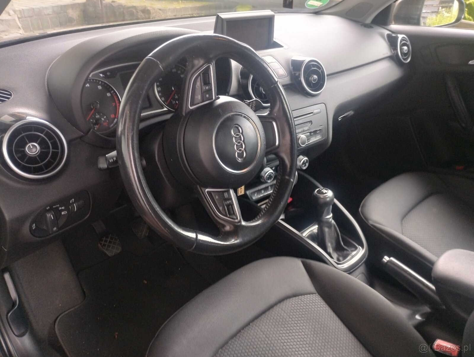Audi A1 benzyna 2011 - 7
