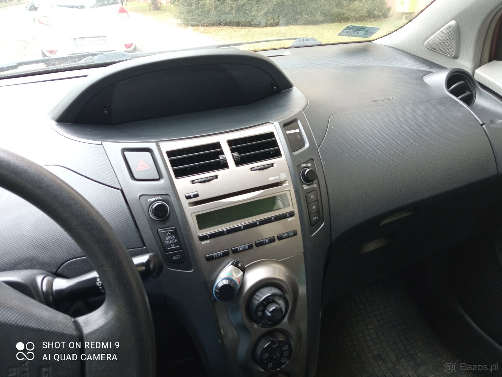 Toyota Yaris II Polski Salon Bezawaryjny Opłaty na rok - 7