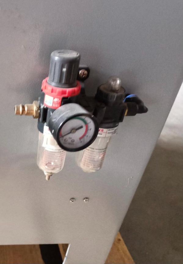 Okleiniarka do krawędzi prosto i krzywoliniowych - 7