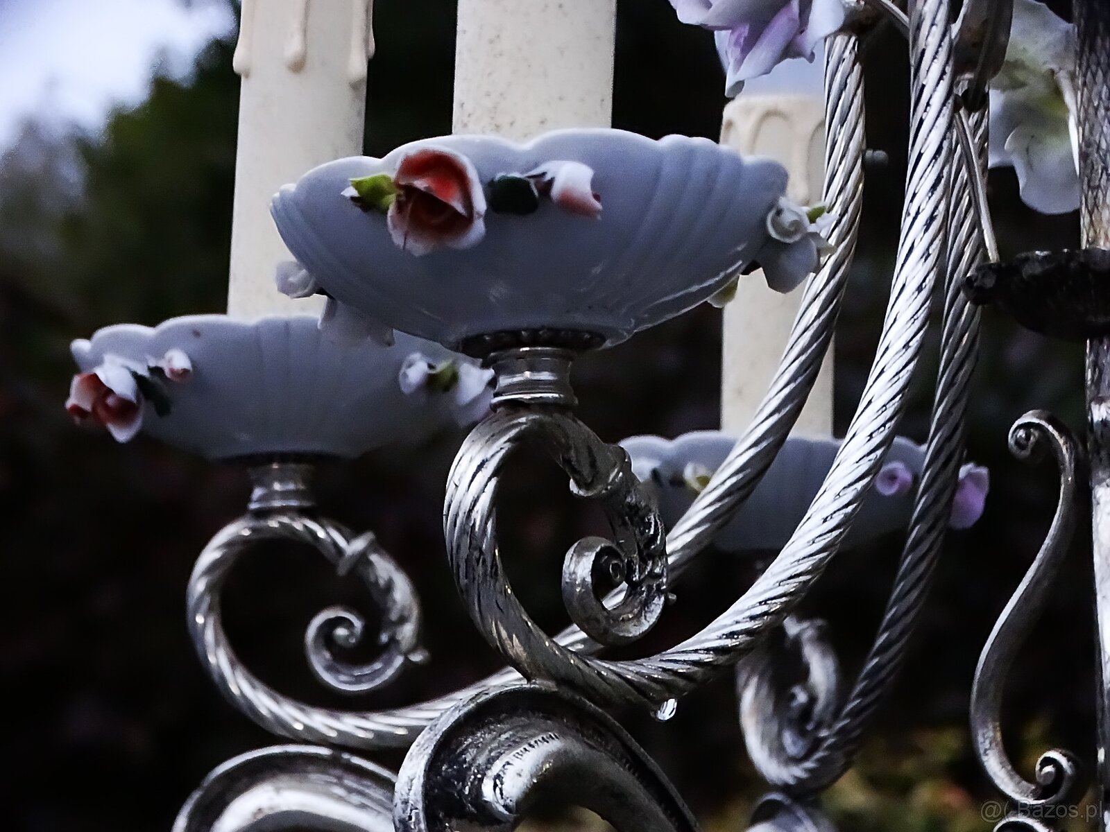 Rustykalny wiszący żyrandol świecznikowy. - 7