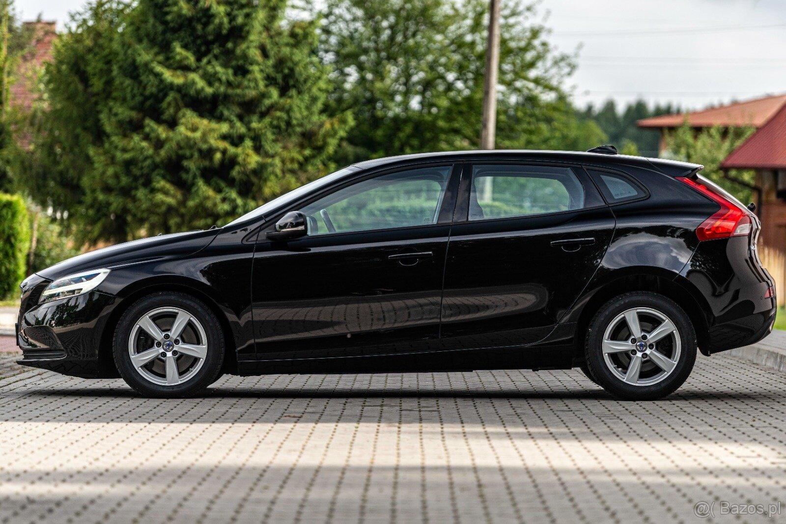 VOLVO V40 - 7