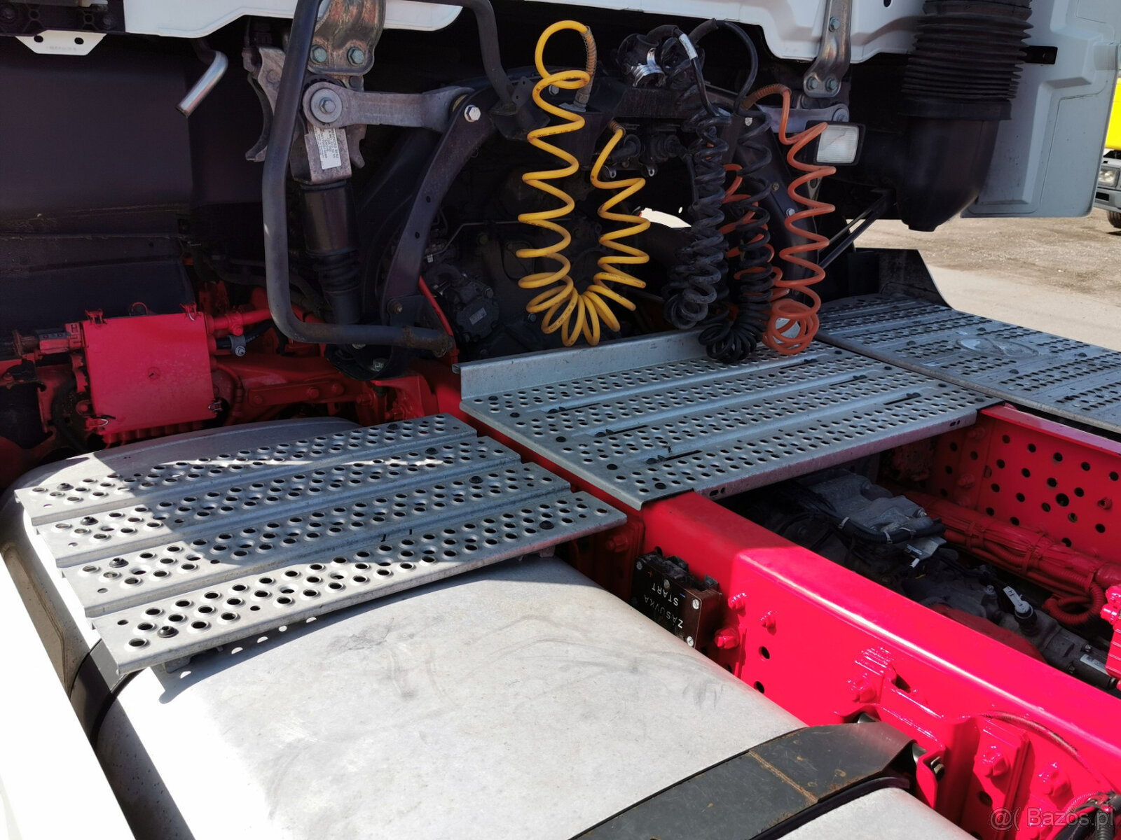 Sprzedam ciągnik siodłowy MERCEDES-BENZ ACTROS 1851 LS E6 - 7