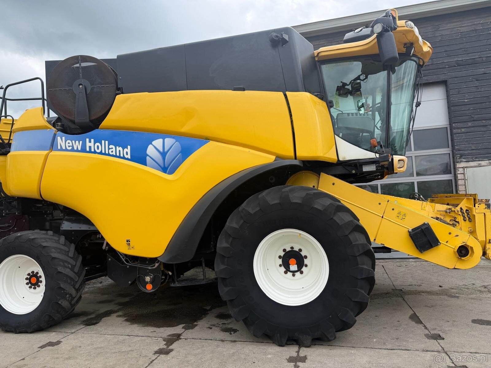 Kombajn zbożowy New Holland CX 860 stół do rzepaku klimatyza - 7
